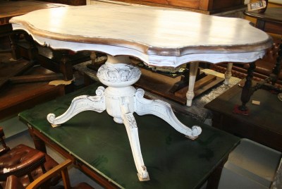 tavolo chippendal decapato